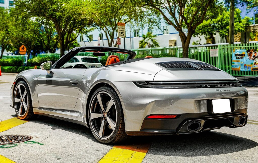 2025 Porsche 911 Carrera Cabriolet