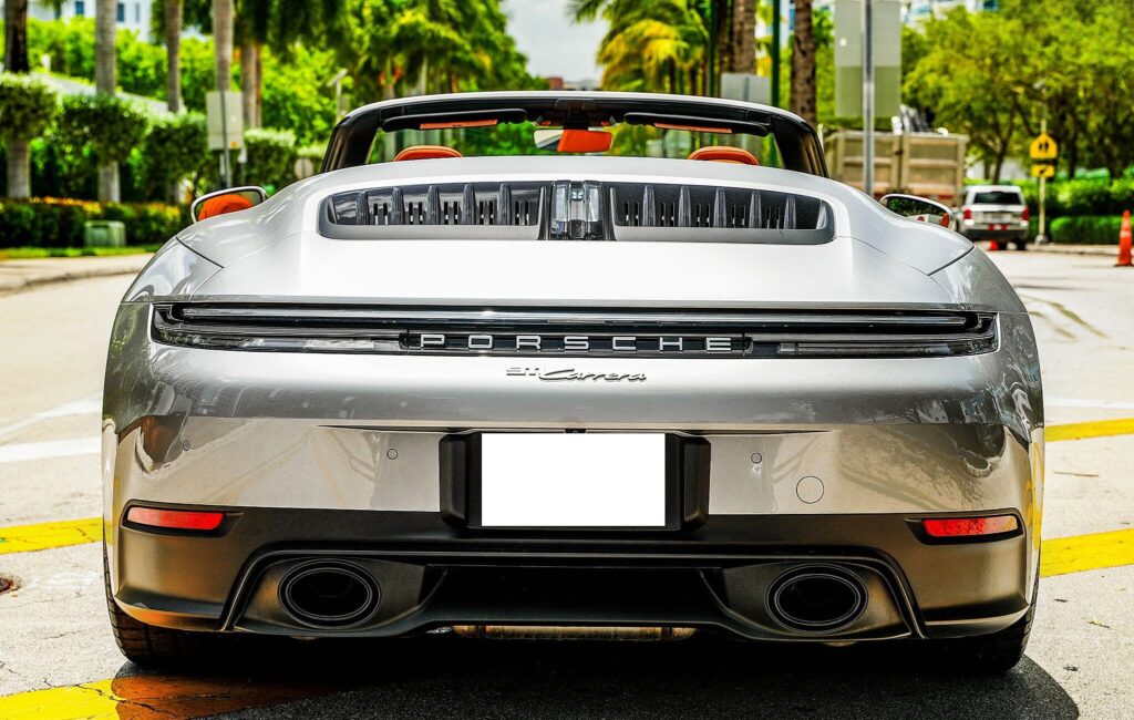 2025 Porsche 911 Carrera Cabriolet