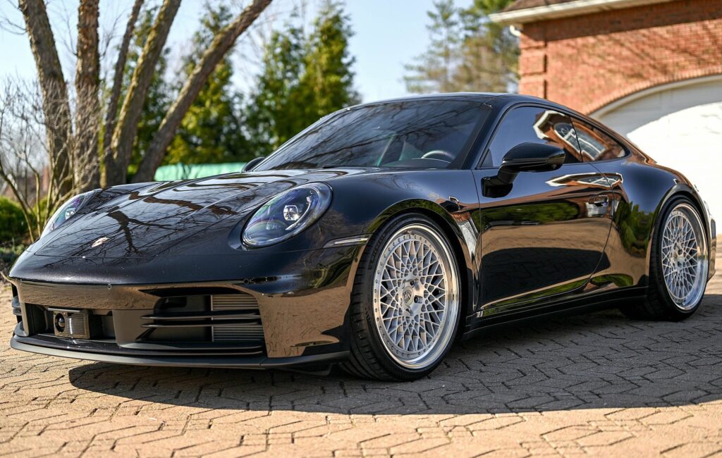 2025 Porsche 911 Carrera