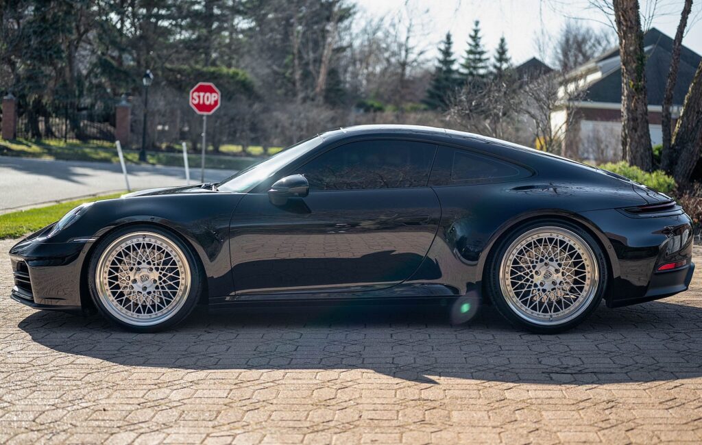 2025 Porsche 911 Carrera