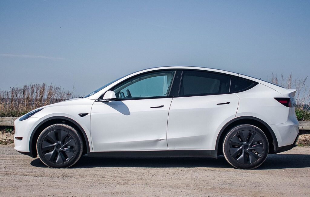 2025 Tesla Model Y Long Range