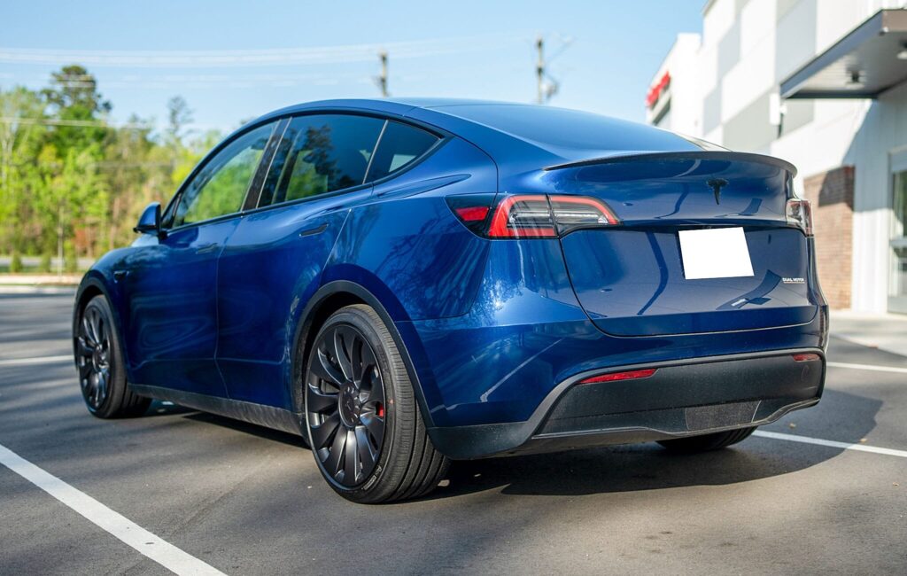 2025 Tesla Model Y Performance