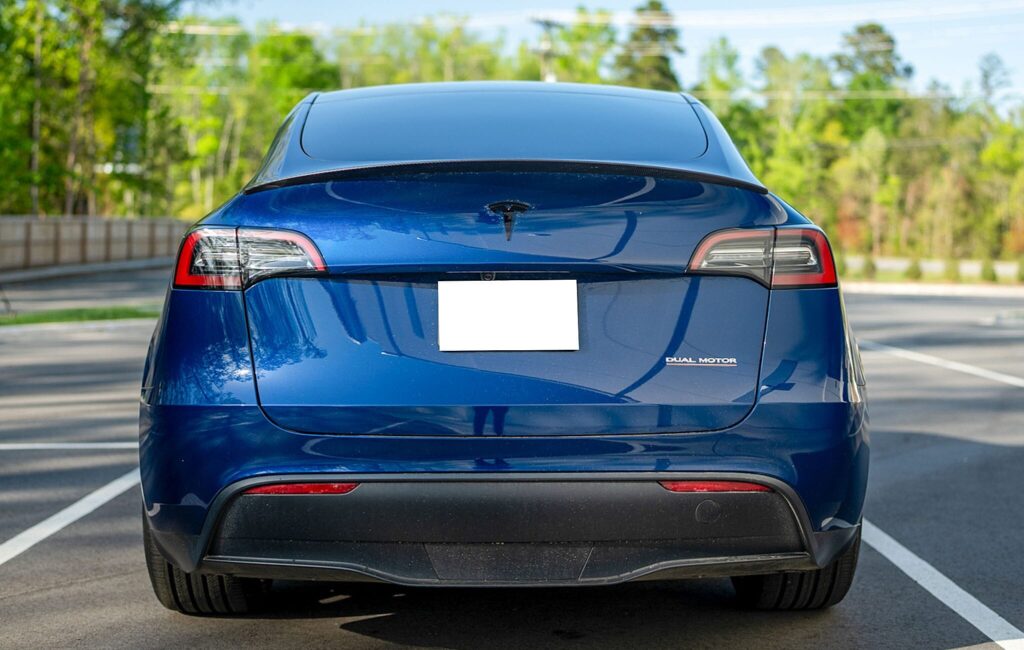 2025 Tesla Model Y Performance